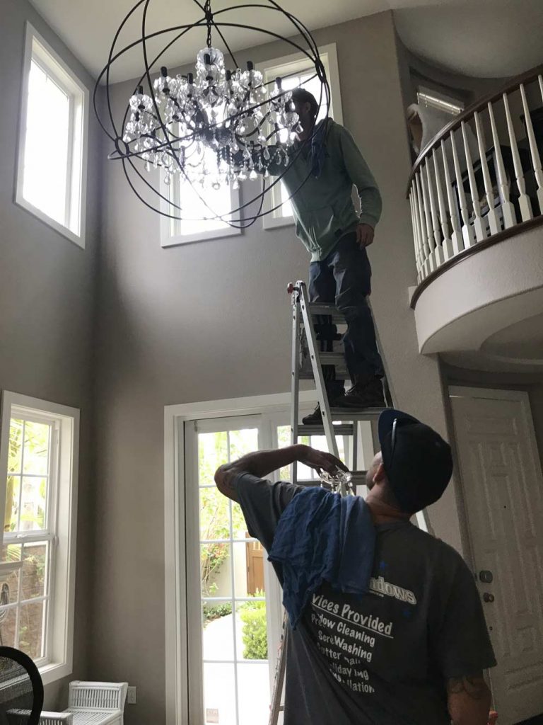Light Fixture Cleaning Services